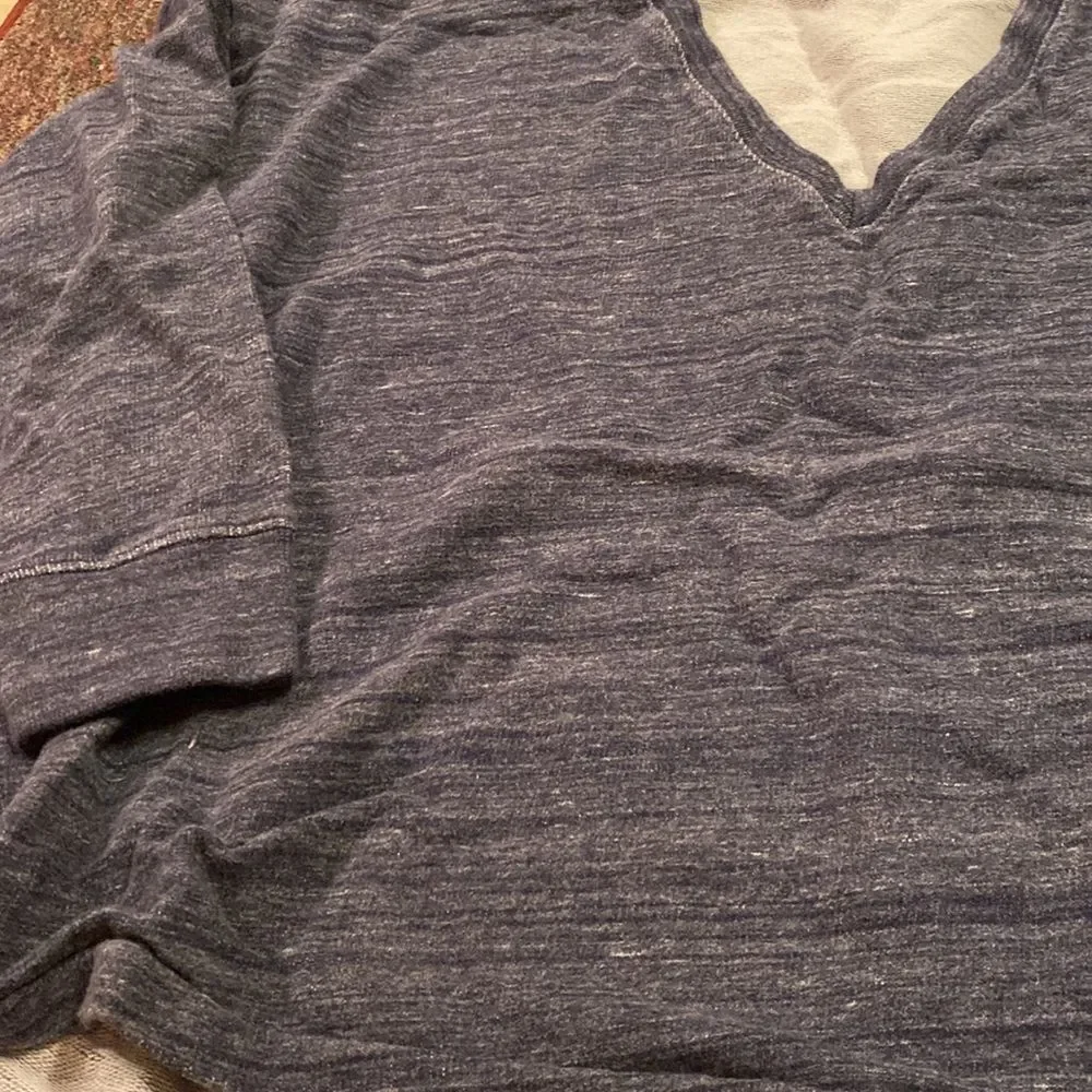 J crew blue v‎ neck top L